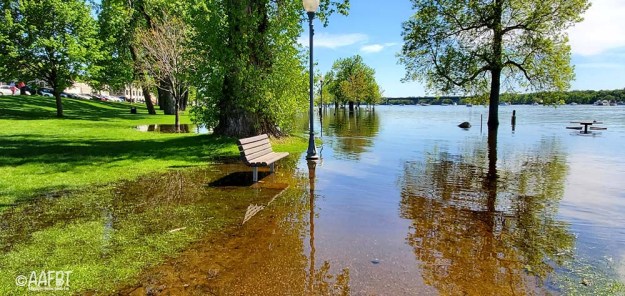 bench-pole-spring-flood-aafbt